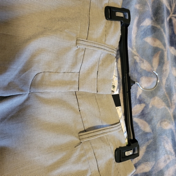 Maurice pants size 5/6, 3 pair for 40$ - Picture 2 of 16